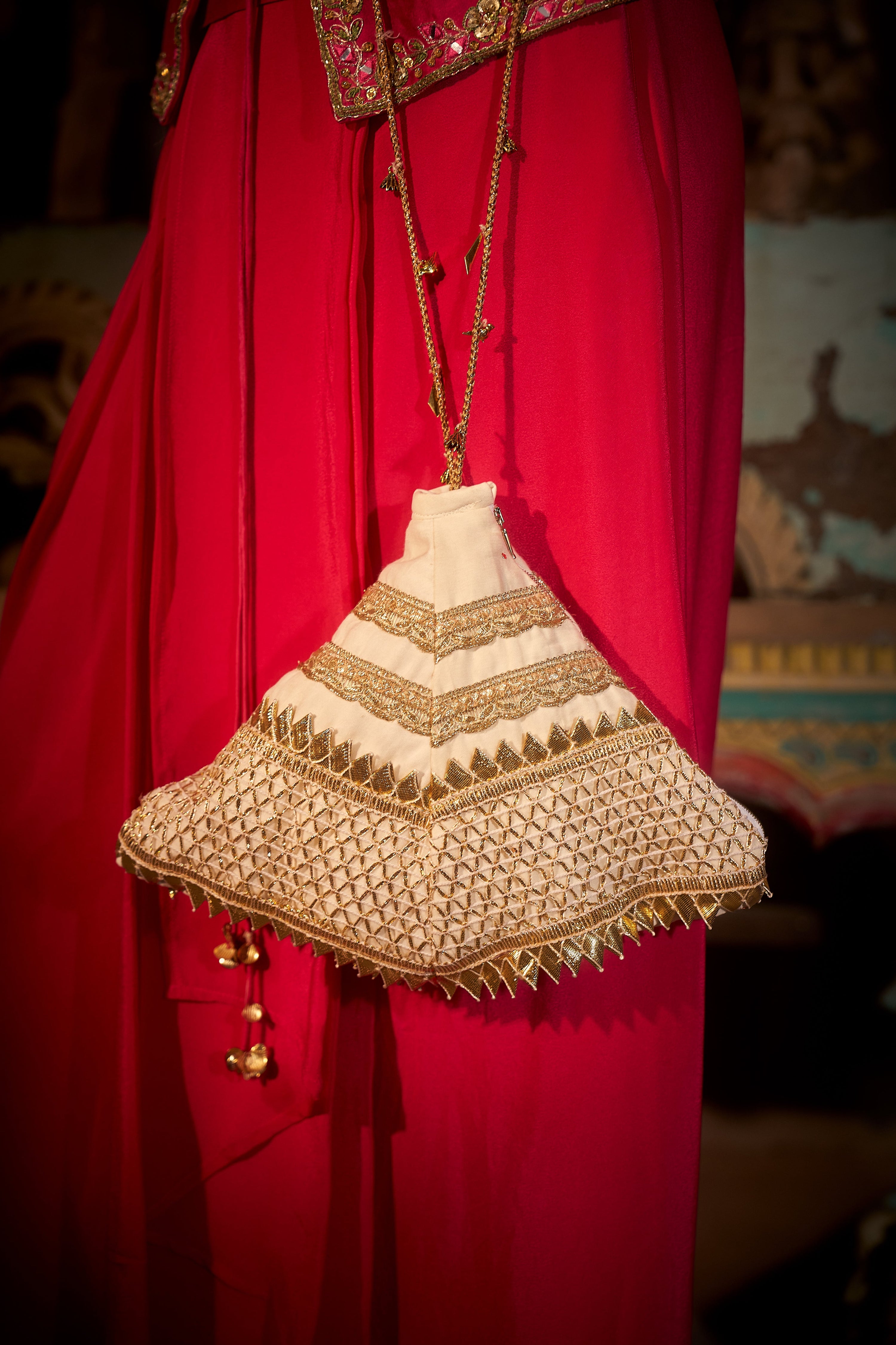 Sati Drape