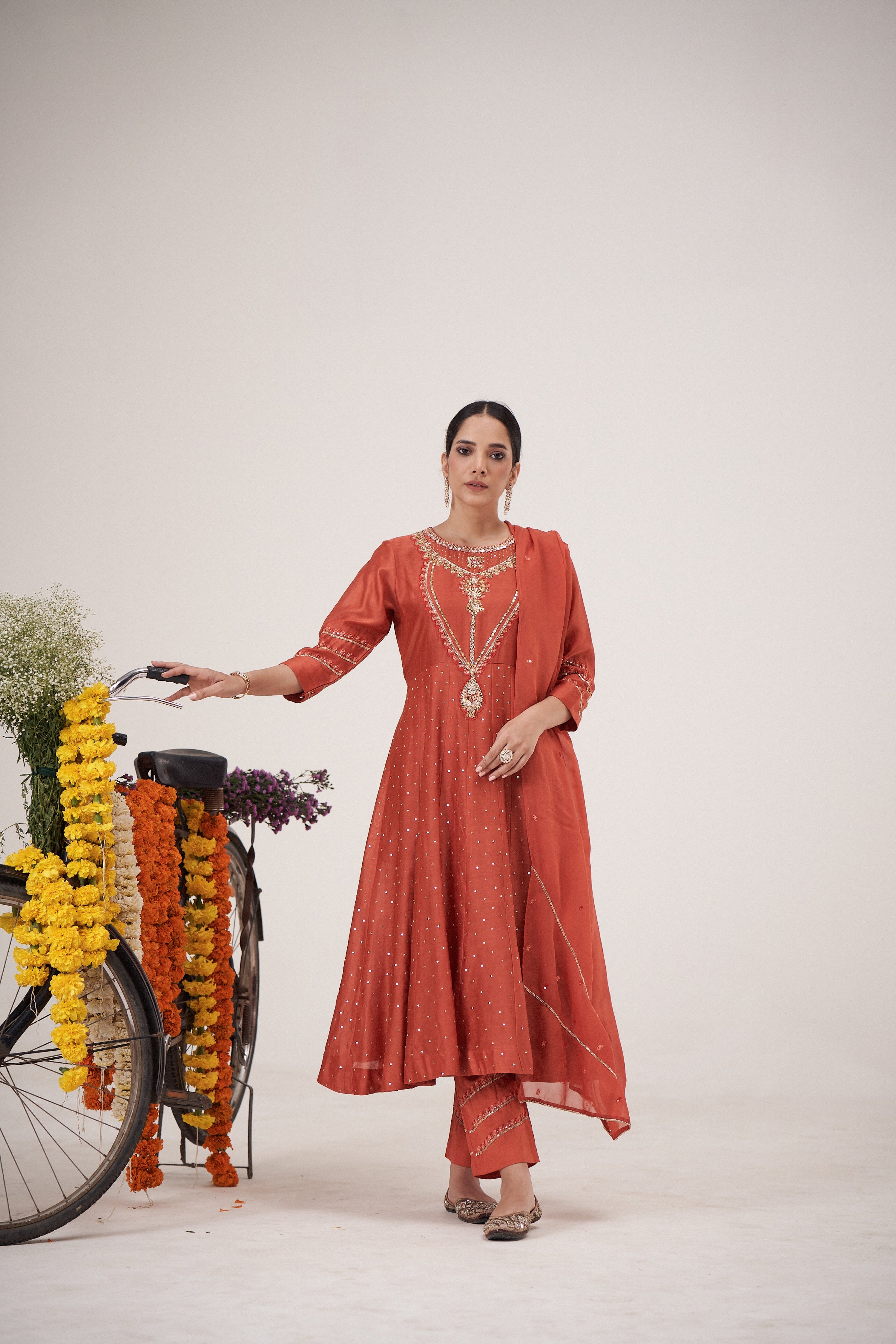 Kesariya Keri Anarkali