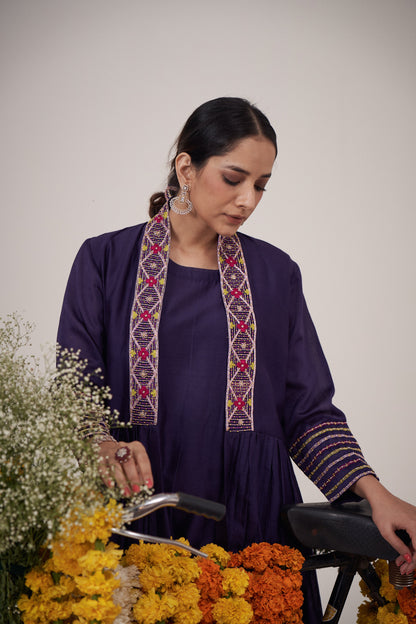 Sunairi Resham Jacket Kurta Set