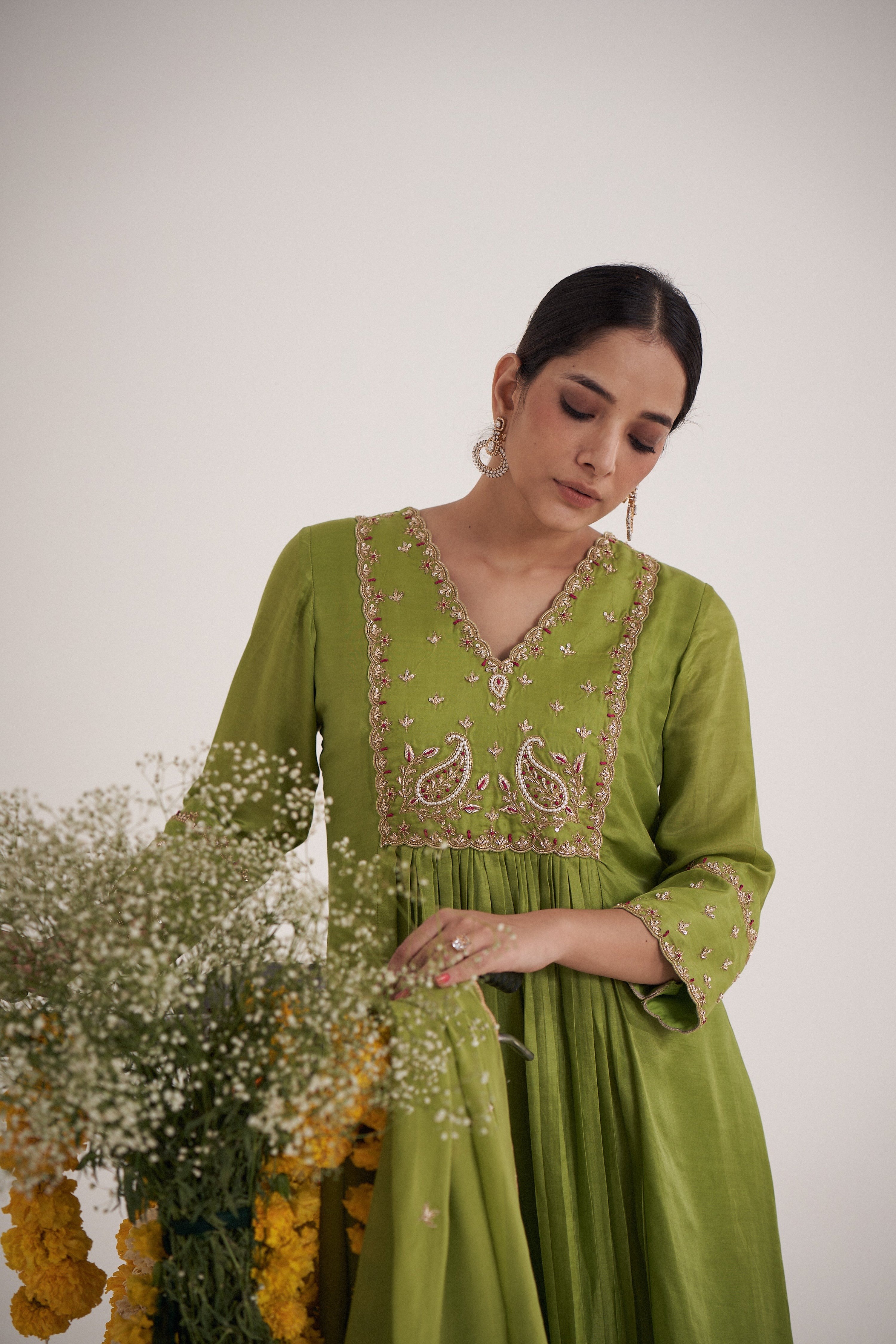 Aneri Kurta Pant Set