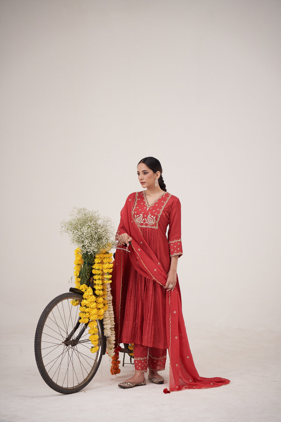 Aneri Kesariya Kurta Pant Set