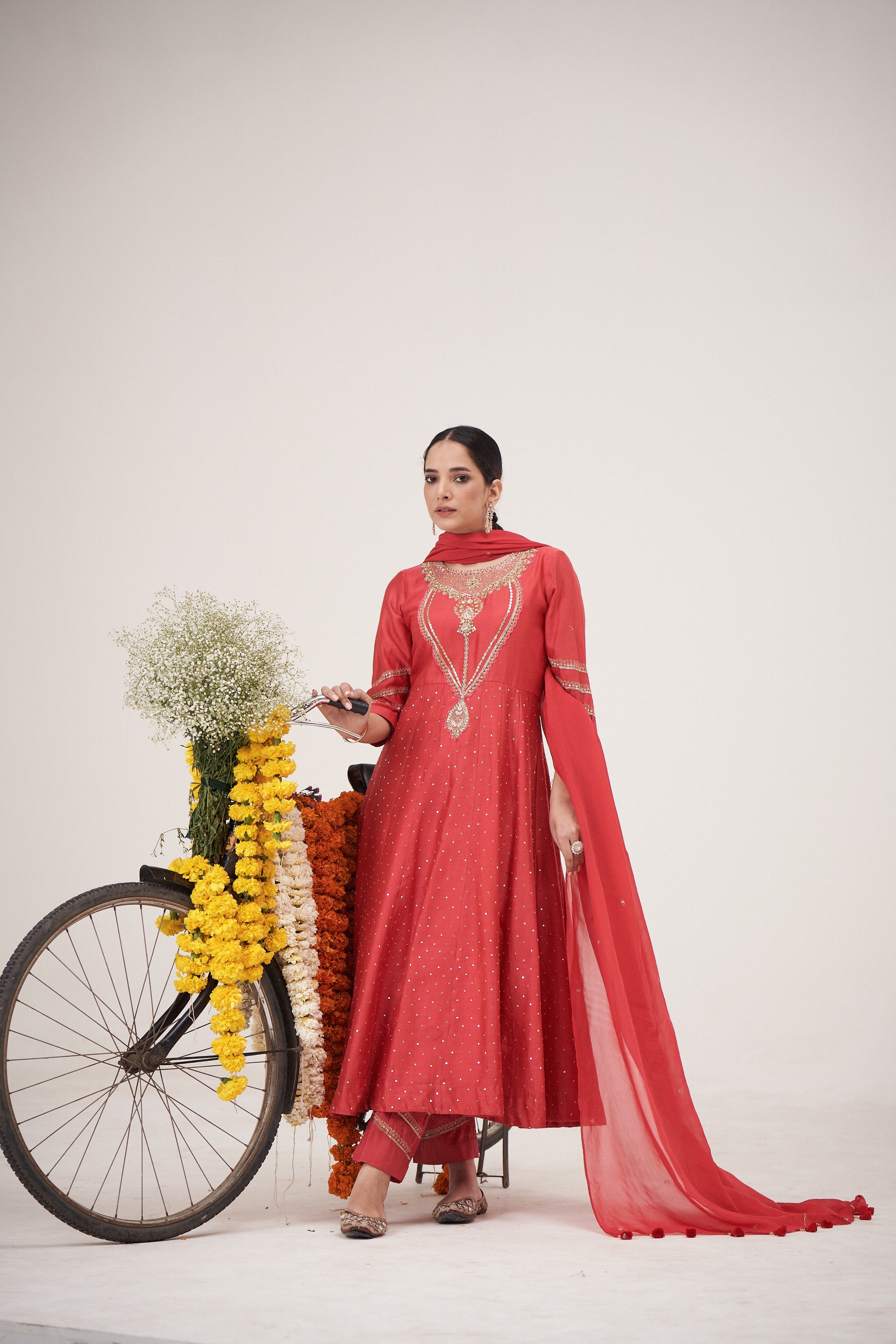 Kesariya Laal Anarkali