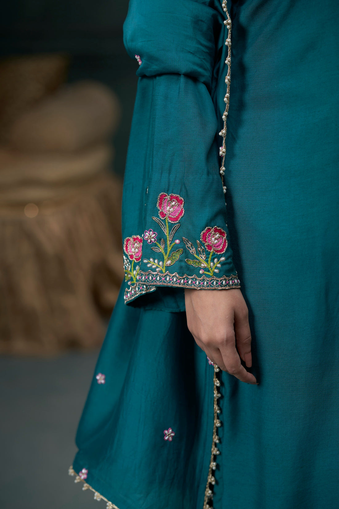 Hari Kurta
