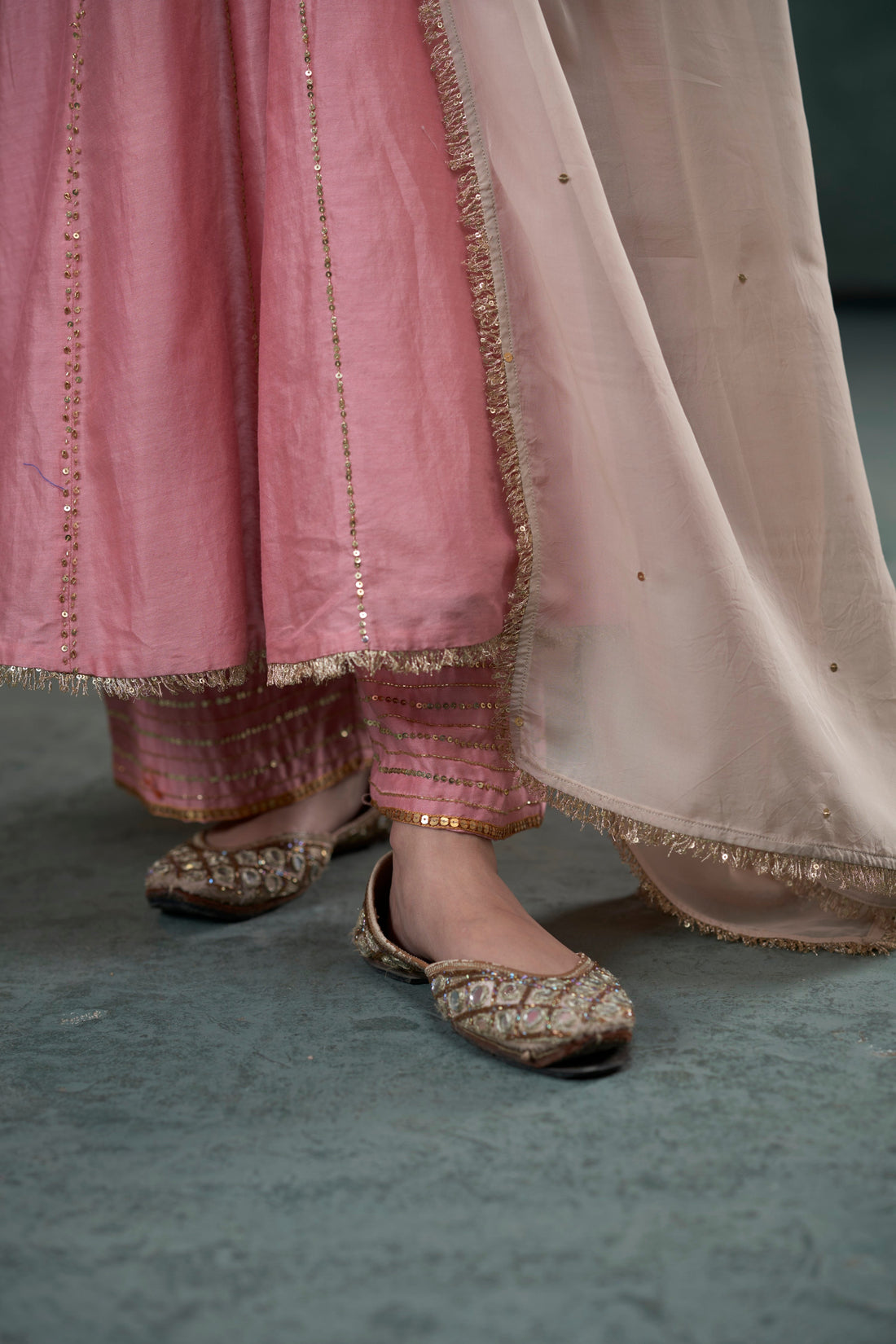 Halka Anarkali