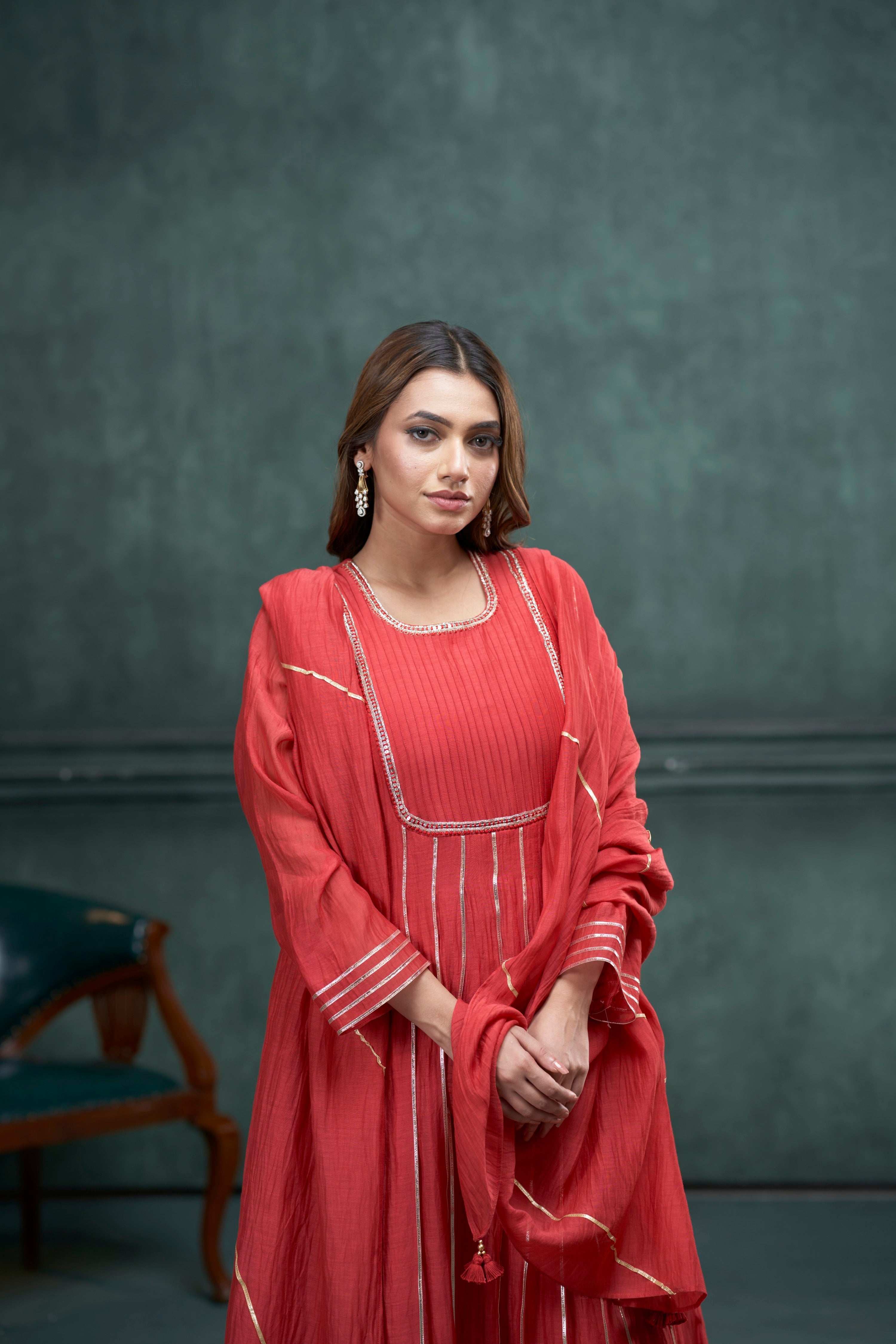 Laal Kurta