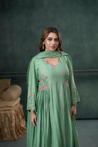 Pista Kurta