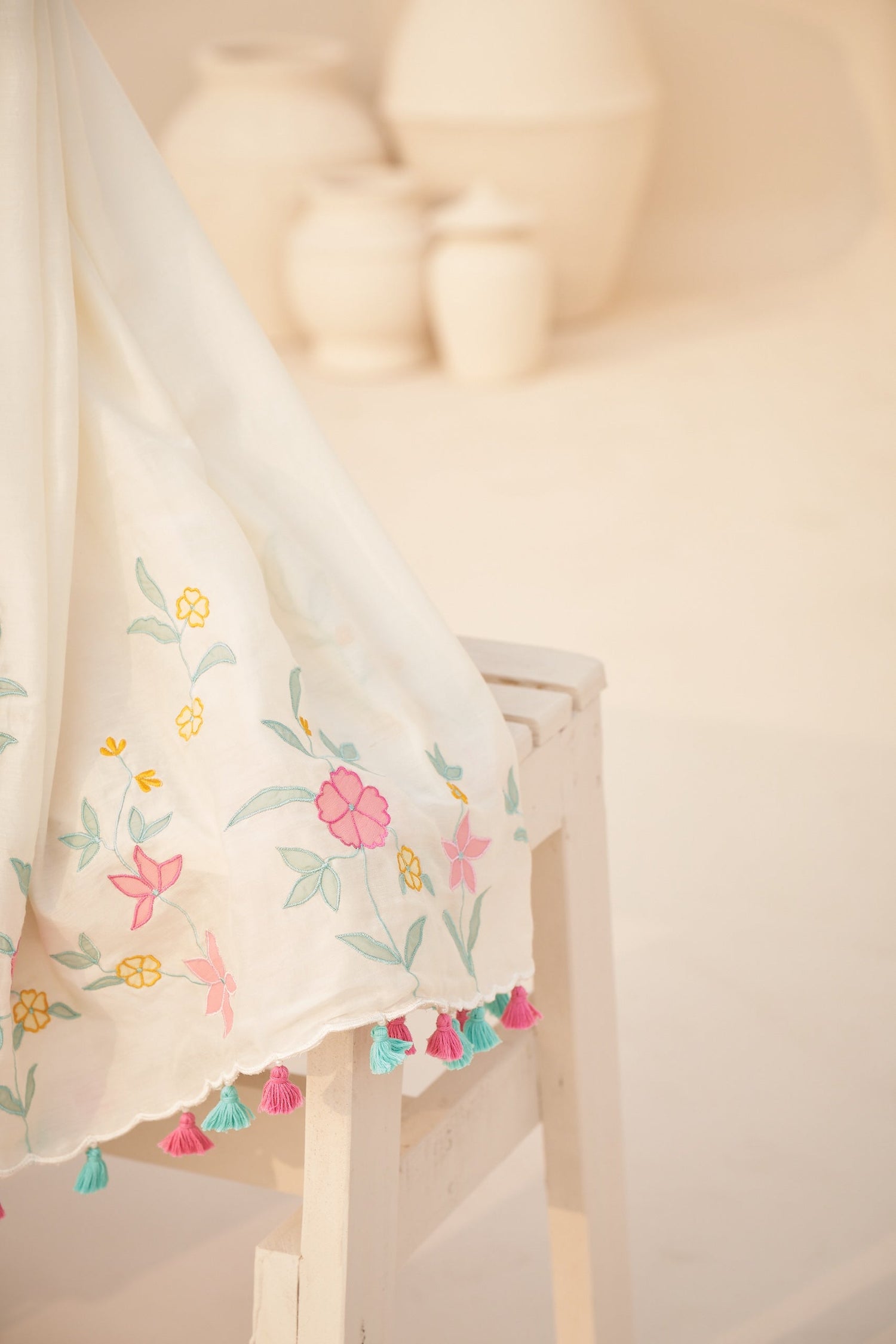 Suraai Kurta Set